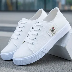 ANNA - Timeless Low-Top Sneakers