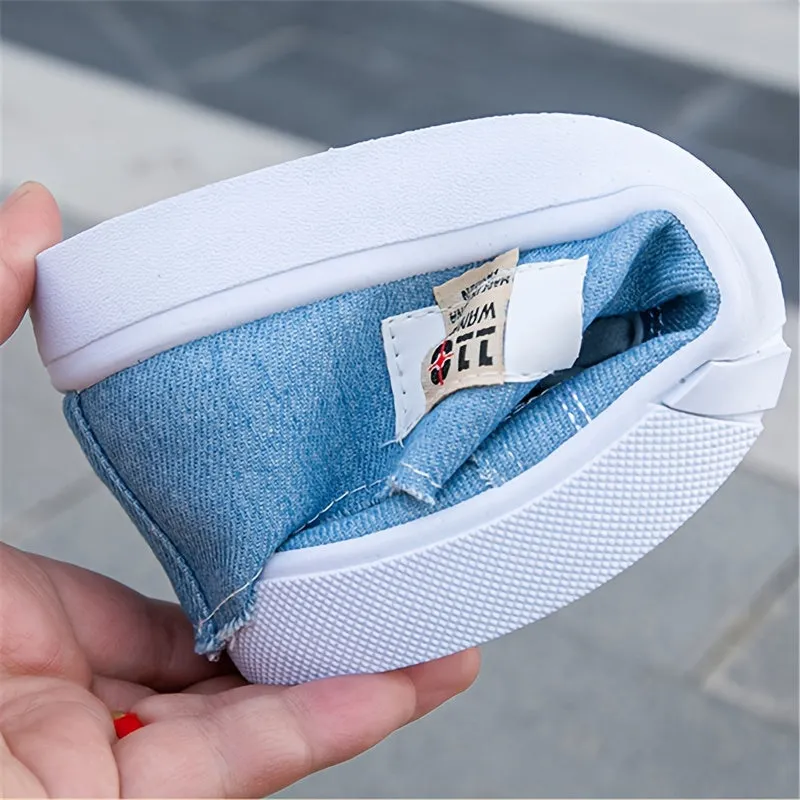 ANNA - Timeless Low-Top Sneakers