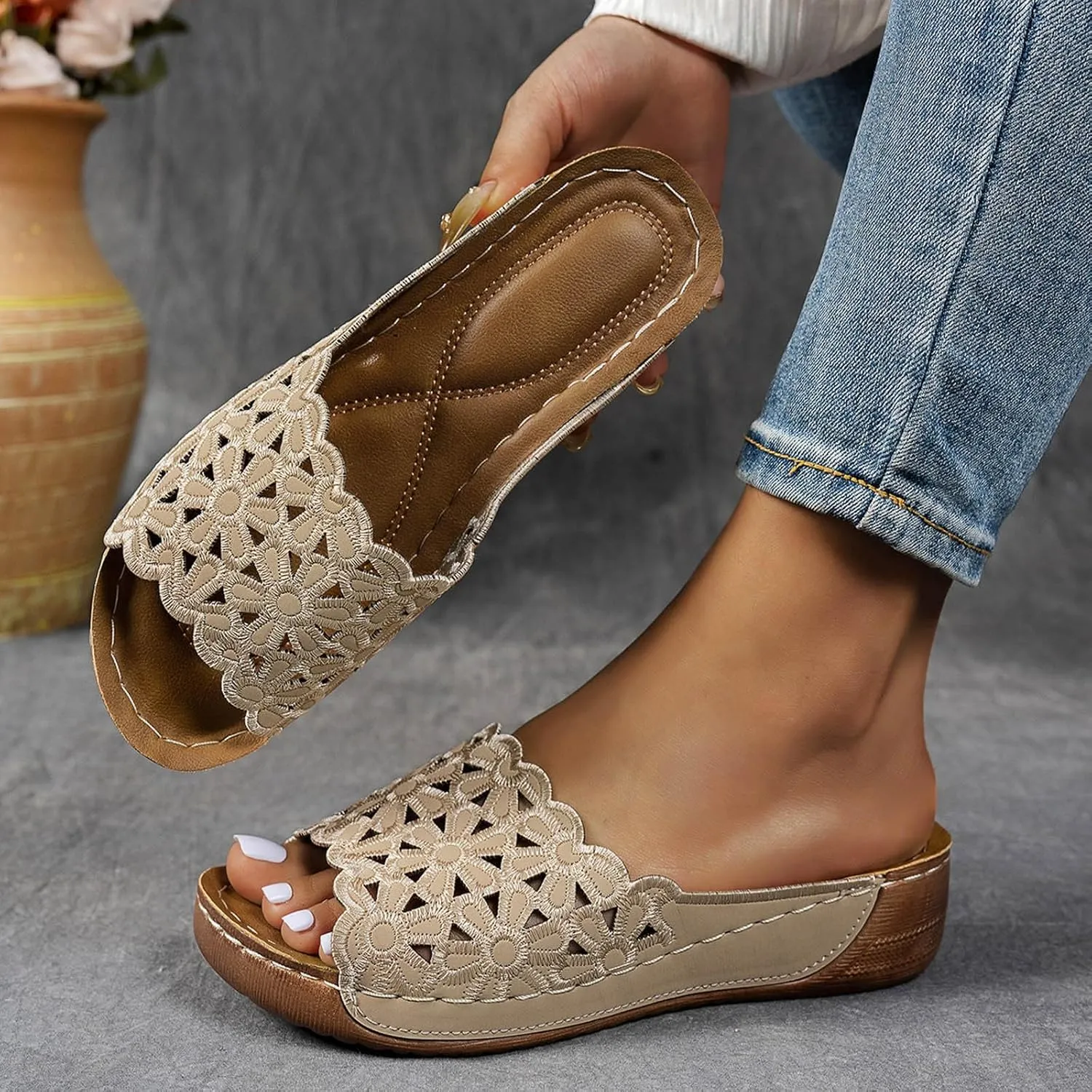 Flower Sandals for Women Arch Support Slides Comfortable Orthopedic Platform Sandals, Open Toe Fish Mouth Hollow Out Breathable Flats Summer Slip On Walking Shoes Slippers All Day Comfort