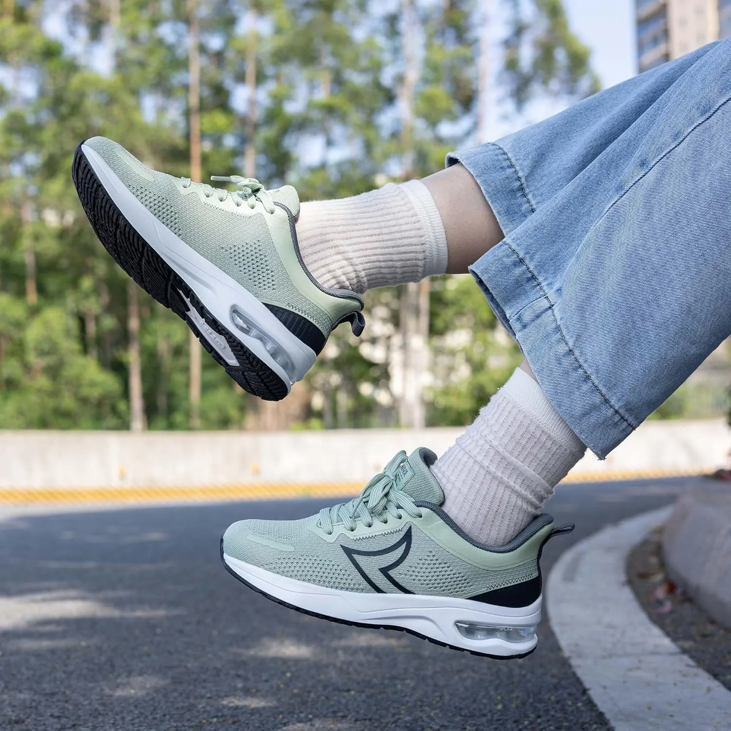 GOOBON Wide Toe Box Running Shoes Women Air Walking Sneakers Wide Width Tennis Athletic Shoes
