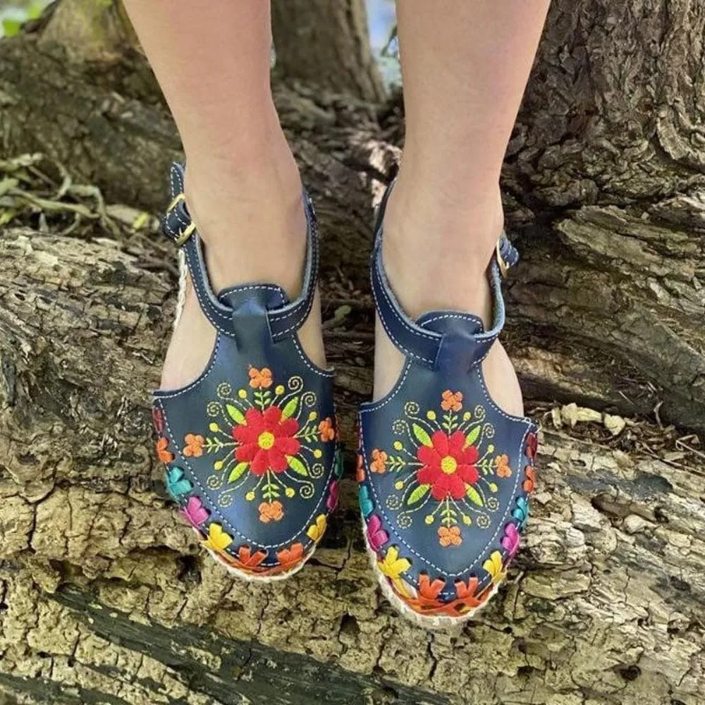 Huaraches Flat Sandals Women Girls Cute Closed Toes Breathable Leather Non Slip Sandals Slip on Comfortable Soft Sole Waterproof Summer Dress Shoes T-strap Blue Sunflower Beach Shower Cruise Vacation