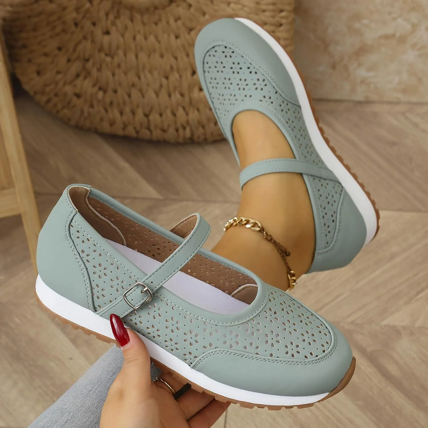 Leisure Women's Soft Sole Non Slip Flat Breathable Buckle Strap Lazy Shoes Womens Dressy Casual Shoes