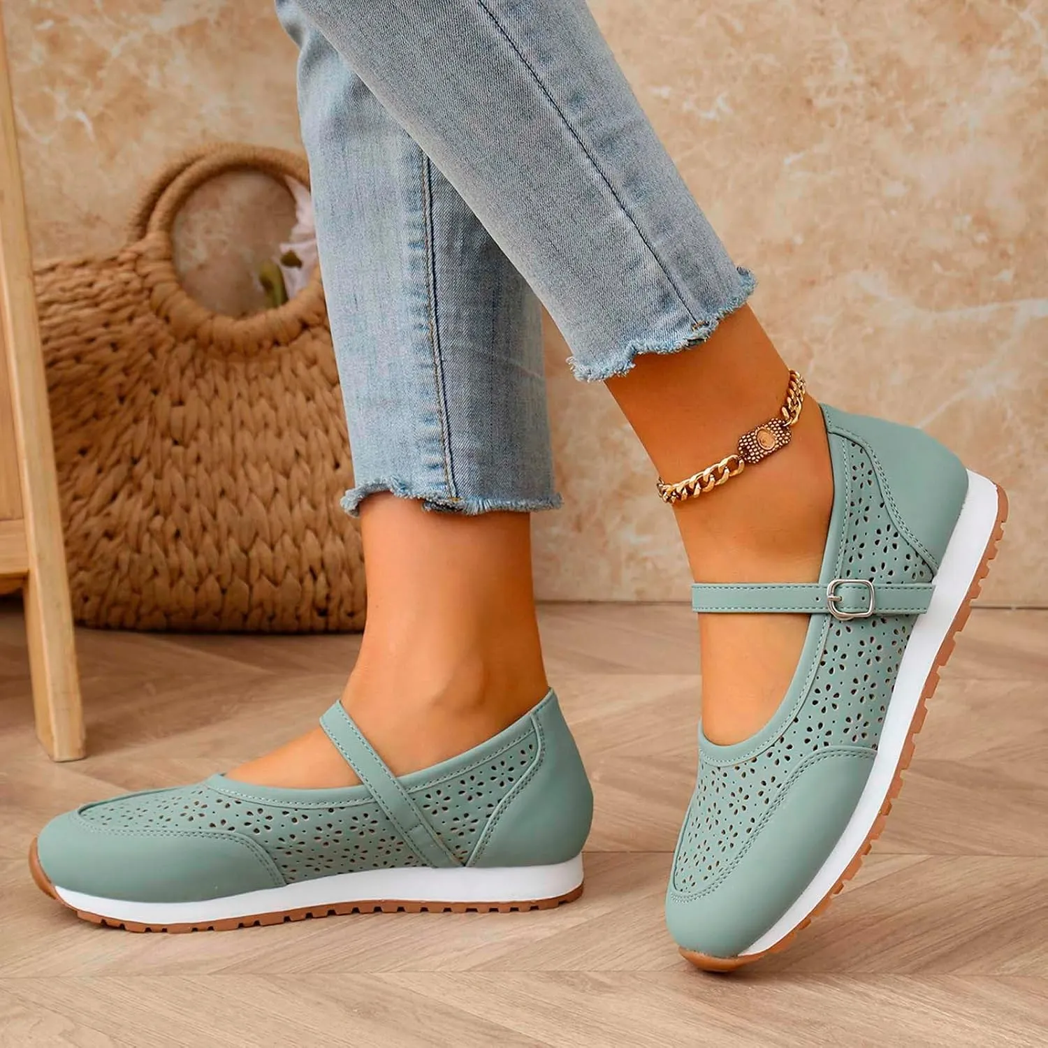 Leisure Women's Soft Sole Non Slip Flat Breathable Buckle Strap Lazy Shoes Womens Dressy Casual Shoes