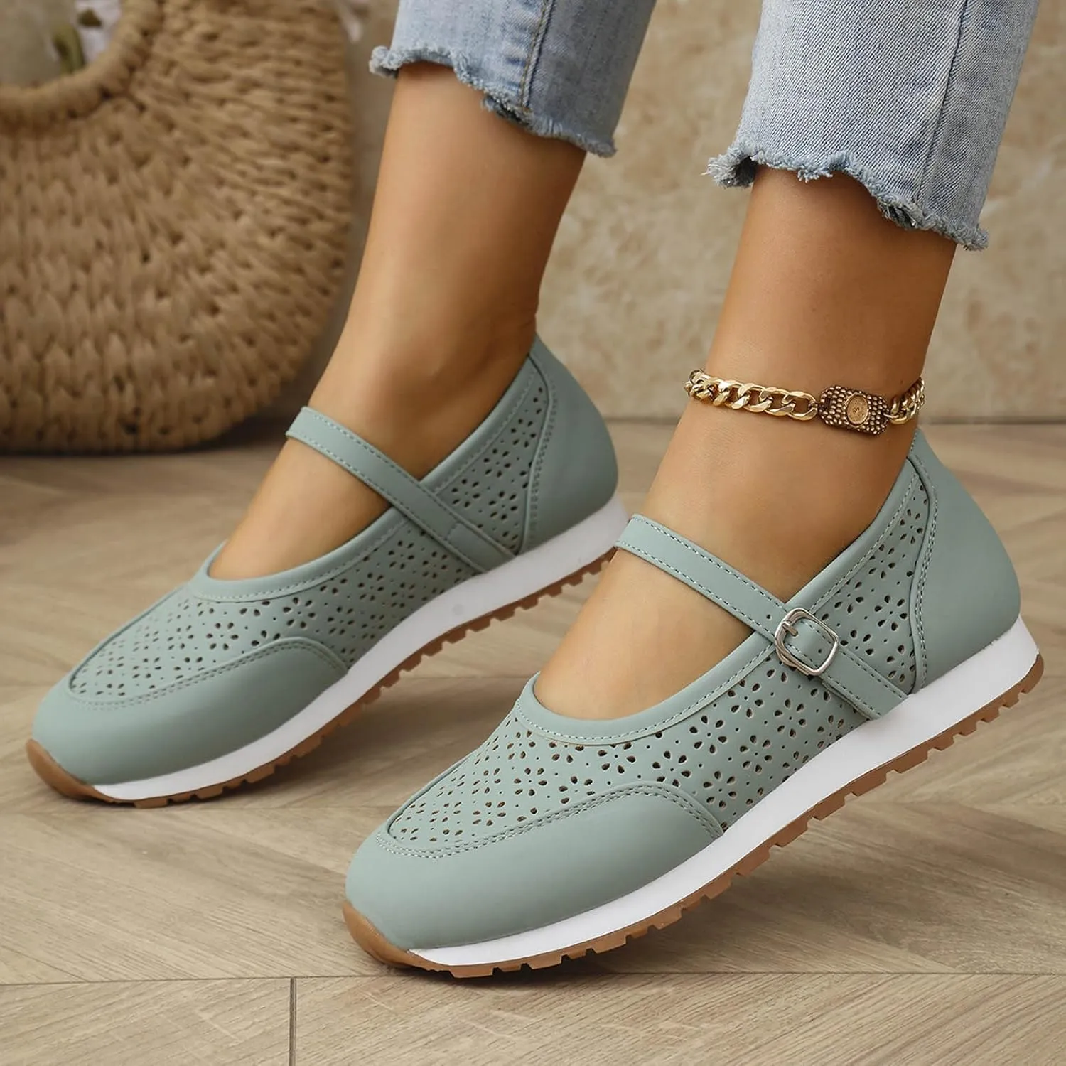 Leisure Women's Soft Sole Non Slip Flat Breathable Buckle Strap Lazy Shoes Womens Dressy Casual Shoes