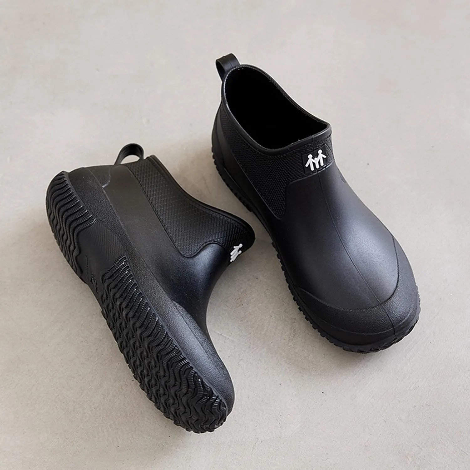 Men's And Women's Outdoor Waterproof Anti Slip Rain Boots Fashionable Short Rain Boots Garden Shoes Ankle Boots