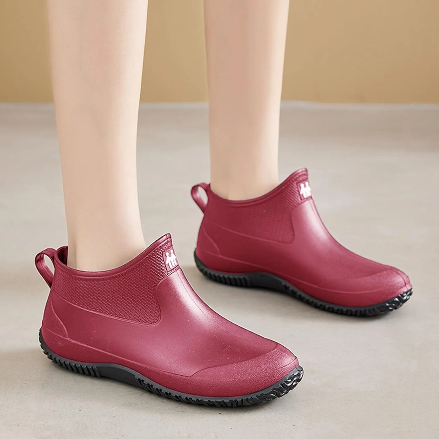 Men's And Women's Outdoor Waterproof Anti Slip Rain Boots Fashionable Short Rain Boots Garden Shoes Ankle Boots
