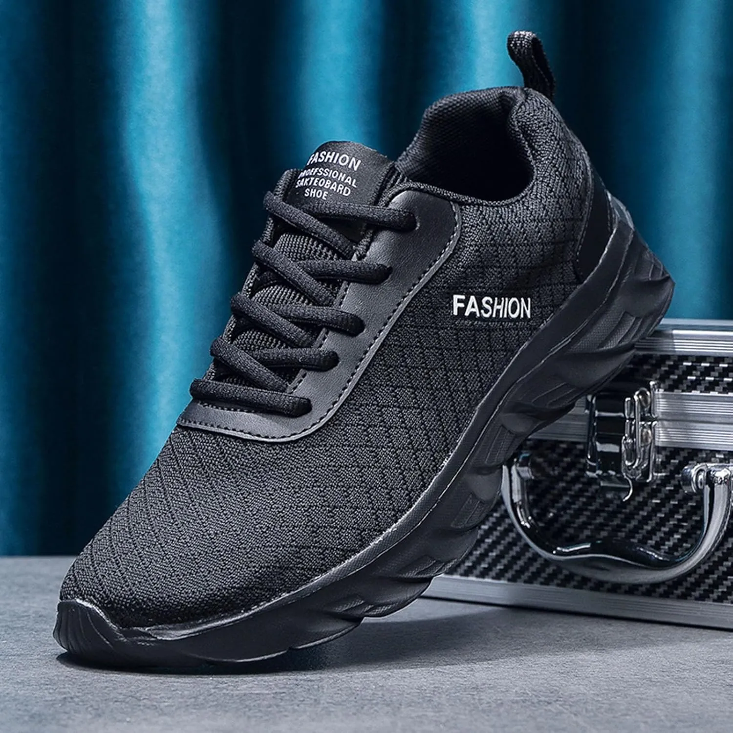 Men's Classic Casual Jogging Sneakers Lace Up Lightweight Breathable Fashion Sneaker Non Slip Barefoot Sneaker