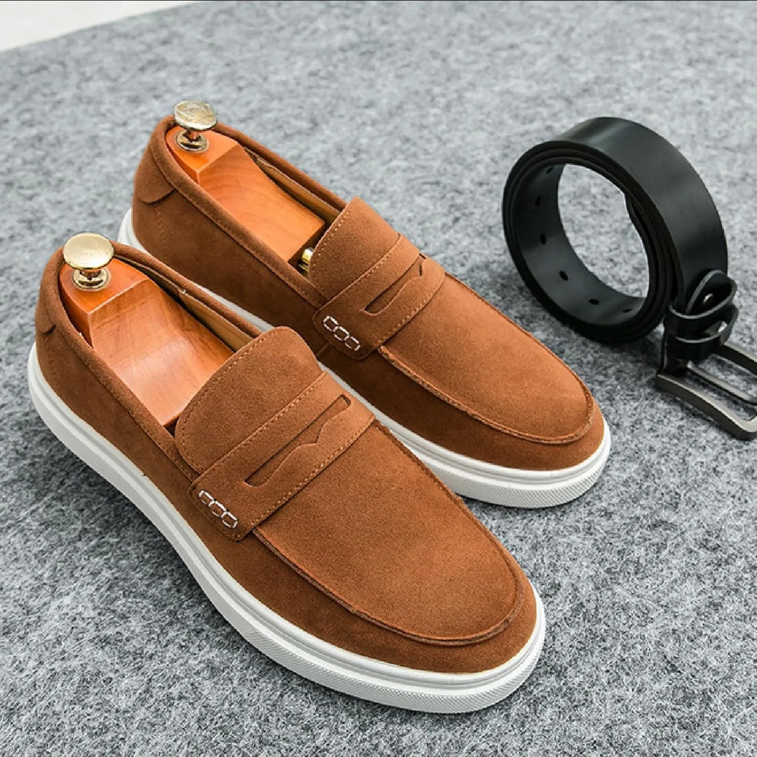 Men's Suede Leather Platform Penny Loafers Soft Comfortable Round Toe Flat Slip-On Business Casual Shoes for Outdoor Driving Walking Dress Shoes