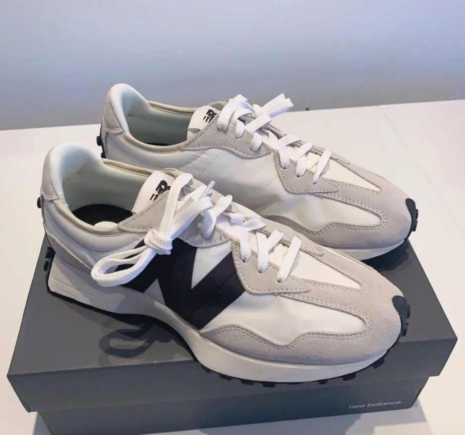New Balance 327 Future Classic