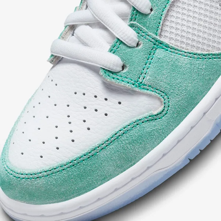 Nike SB Dunk Low Pro x April Skateboards 'Turbo Green'