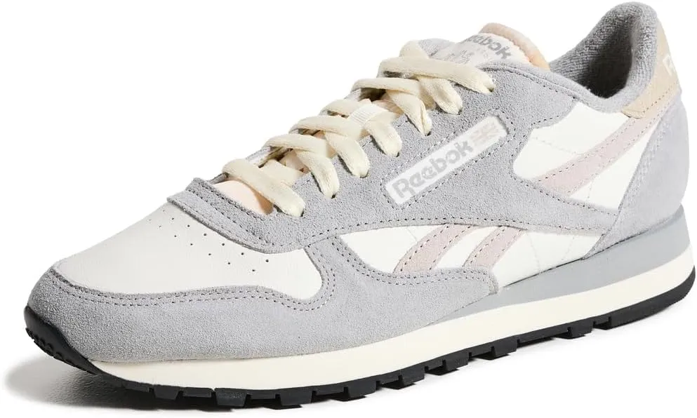 Reebok Unisex Classic Leather Sneakers Legacy, Chalk/Grey 3/Moonstone, 9 US Men
