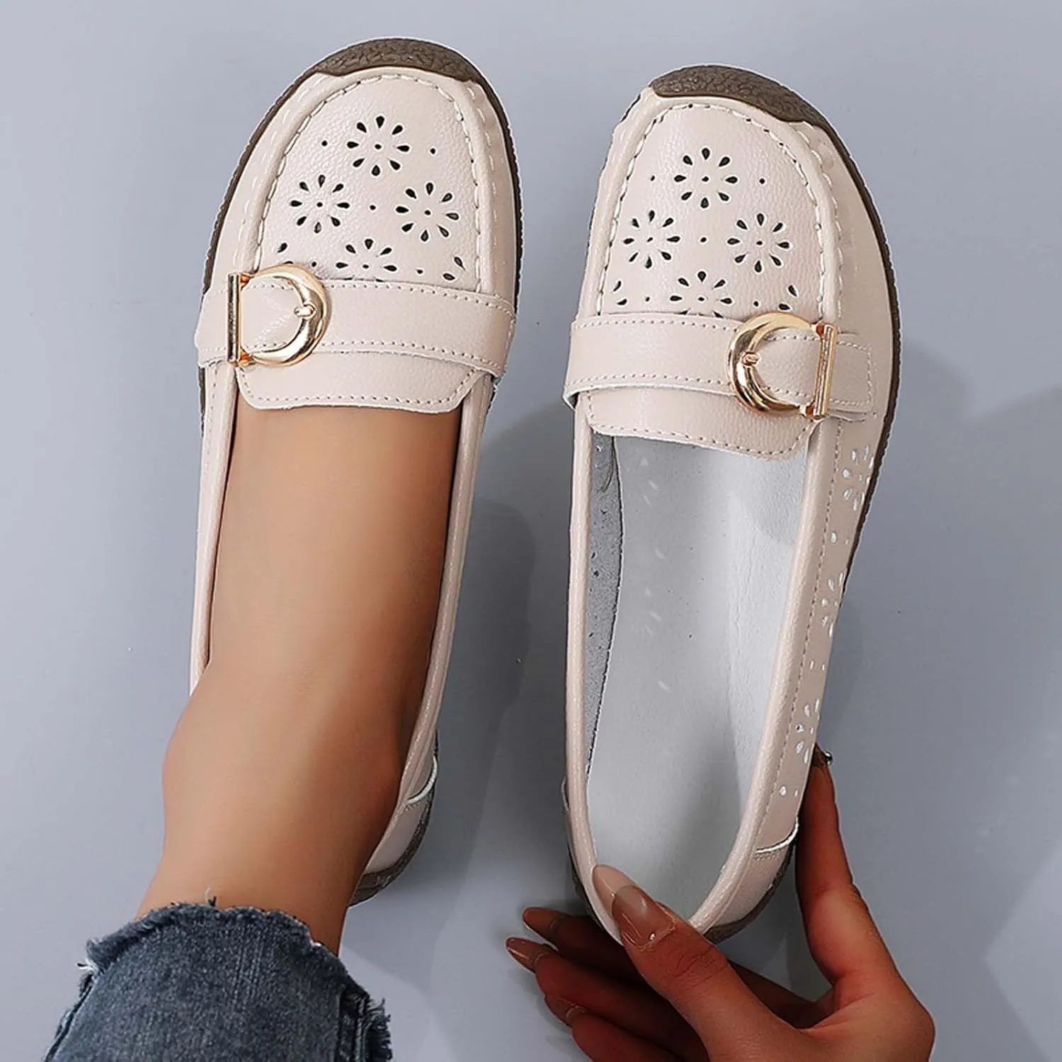 Women's Casual Comfortable Slip On Flat Shoes Breathable Soft Sole Loafers for Walking Driving Everyday Wear with Jeans Skirts