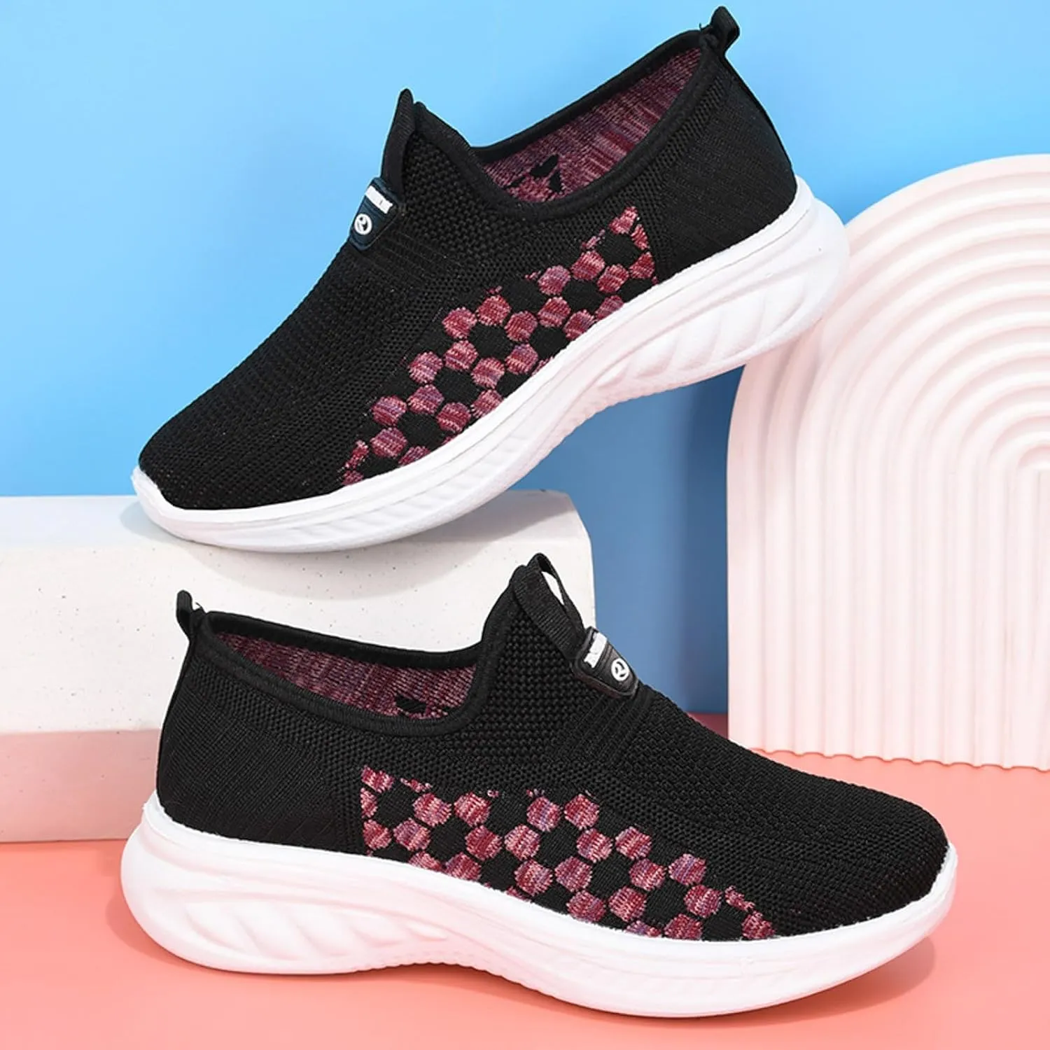 Women's Lightweight Walking Tennis Shoes Non Slip Gym Sneakers for Women Classic Athletic Skateboard Sneakers