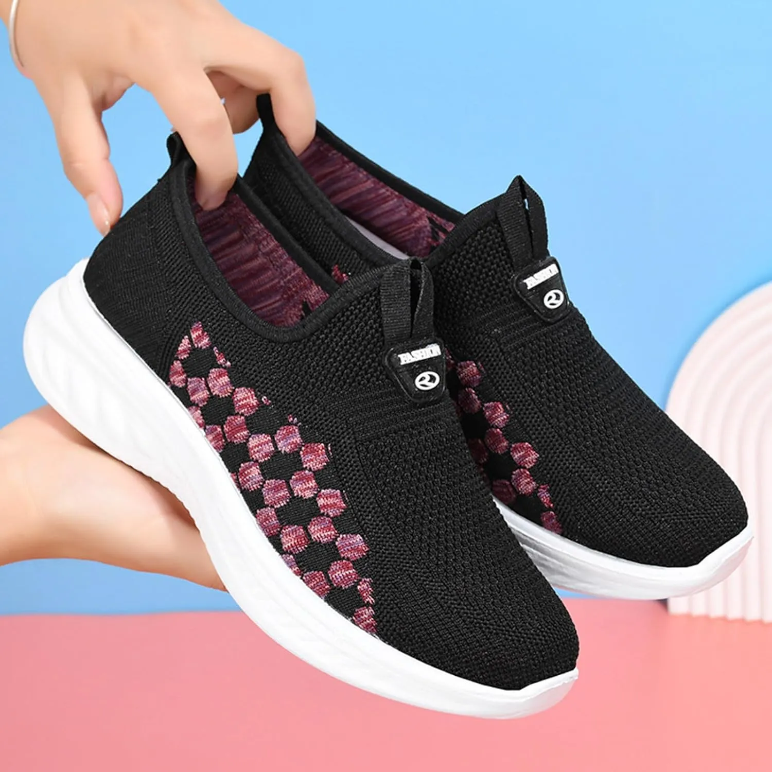Women's Lightweight Walking Tennis Shoes Non Slip Gym Sneakers for Women Classic Athletic Skateboard Sneakers