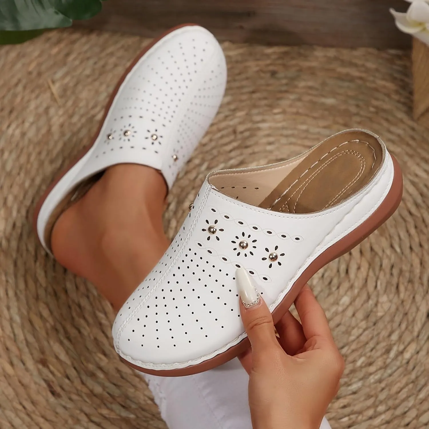 Women's Mules & Clogs Summer Closed Toe Slip on Sandals, Hollow Out Breathable Platform Orthopedic Slippers Comfortable Walking Wedge Clogs All Day Comfort