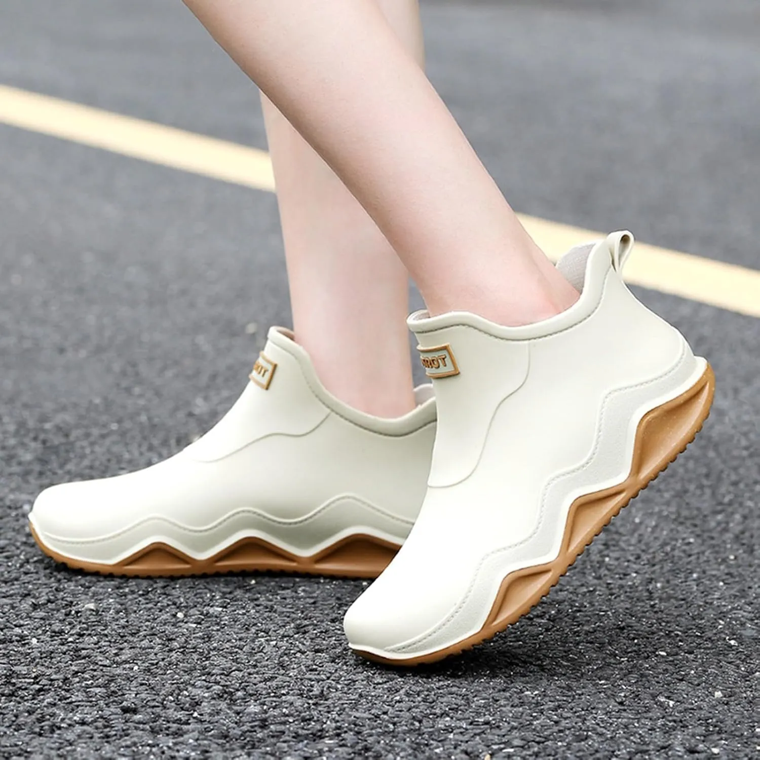 Womens Rain Boots Wide Width Slip On Barefoot Shoes Mens Rain Boots Non-Slip Rubber Waterproof Fishing Shoes