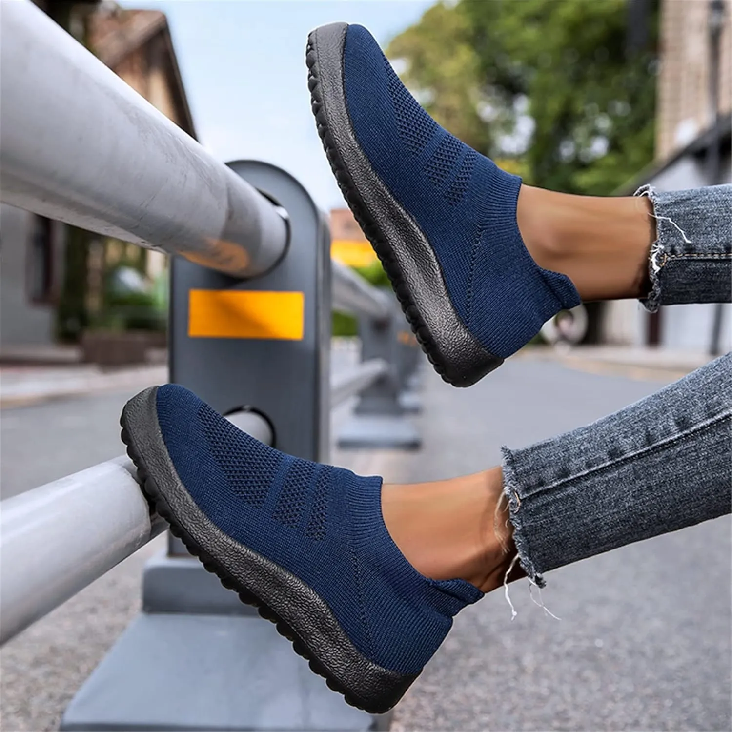 Womens White Platform Sneakers High Top Platform Shoes Fashion Canvas Basketball Shoes for Women Womens Slip On Loafers Sneaker Heels for Women