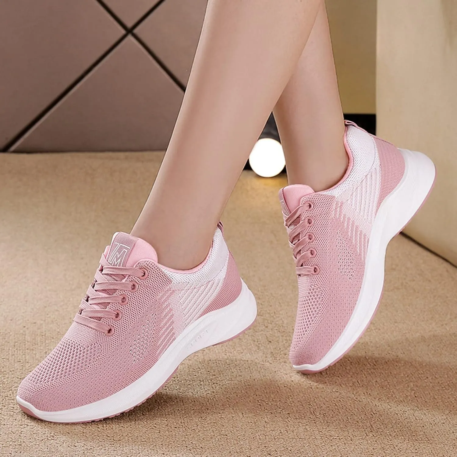 Workout Shoes for Women Lace Up Thick Sole Solid Color Walking Sneakers Lightweight Breathable Casual Running Sneakers